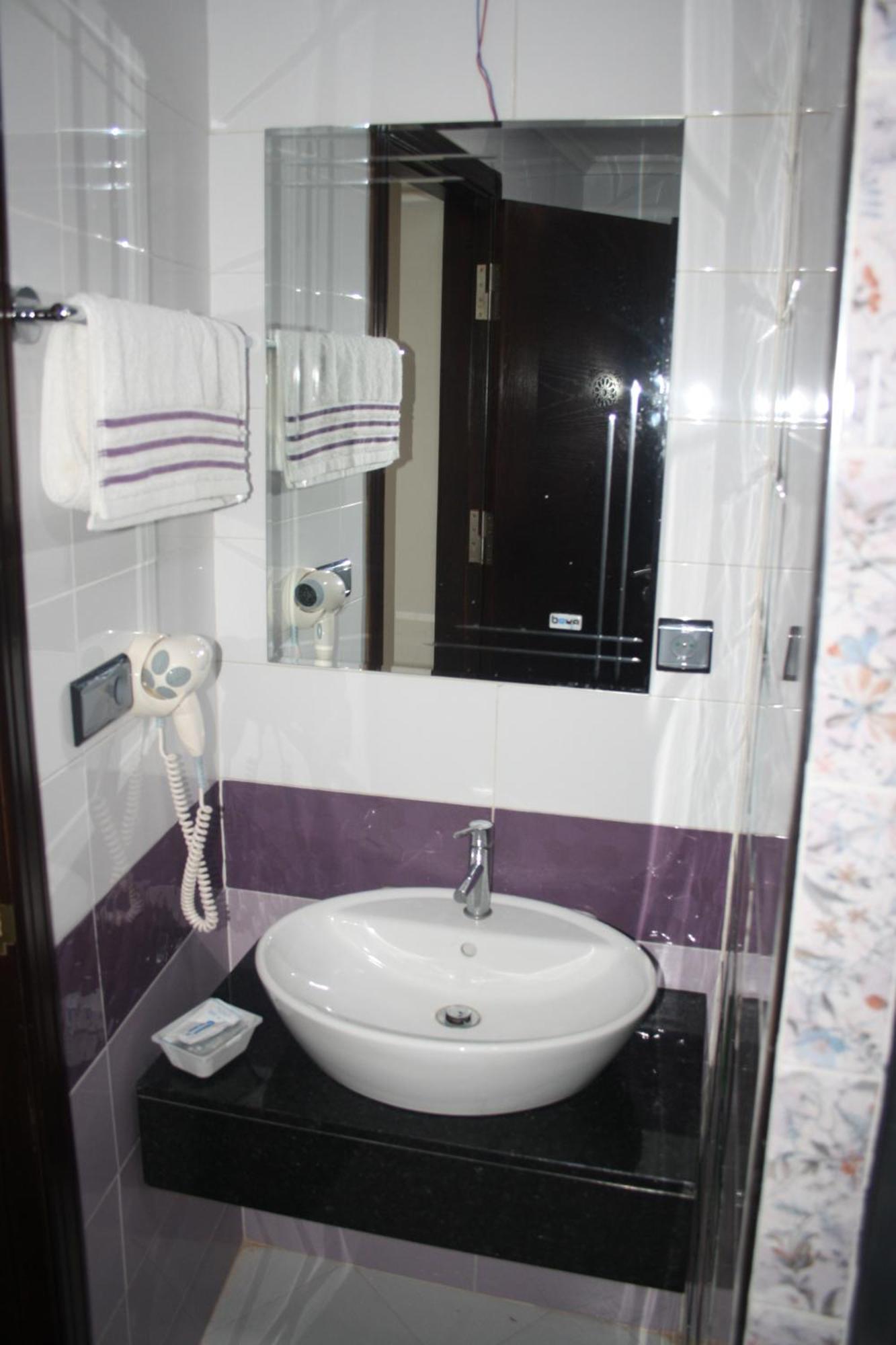 לאראש Hotel Salime Al Khozama מראה חיצוני תמונה